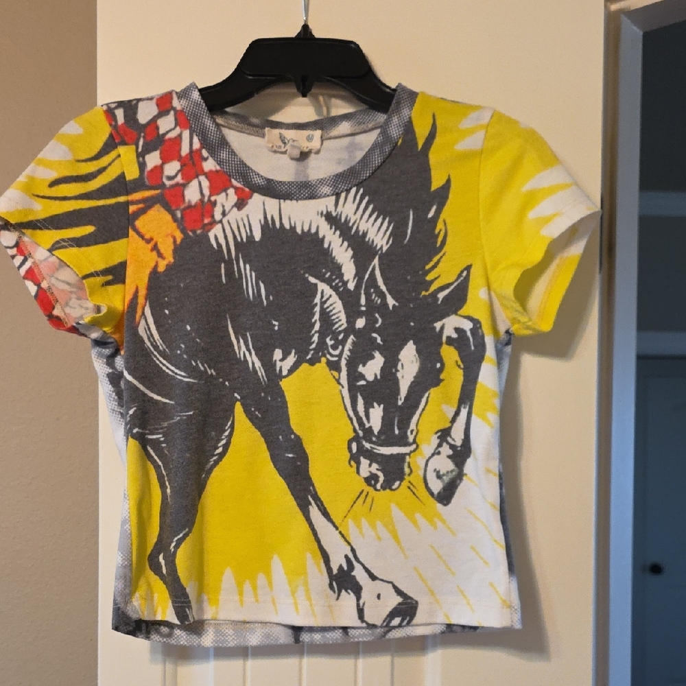 Graphic Juniors/Ladies Shirt with Horse Design - Yellow and Black